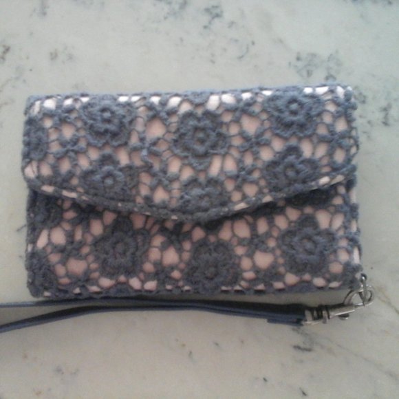 Gray Floral Lace over Pink Wristlet Wallet.  Size  3x5 - Picture 1 of 4